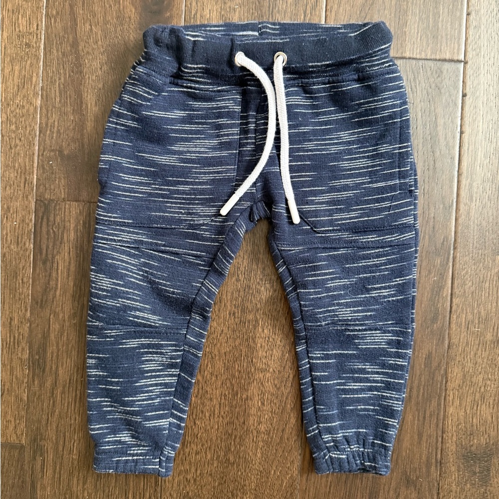 Sovereign code joggers 18m EUC